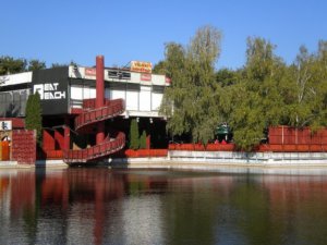 6225872223_808df46310_z